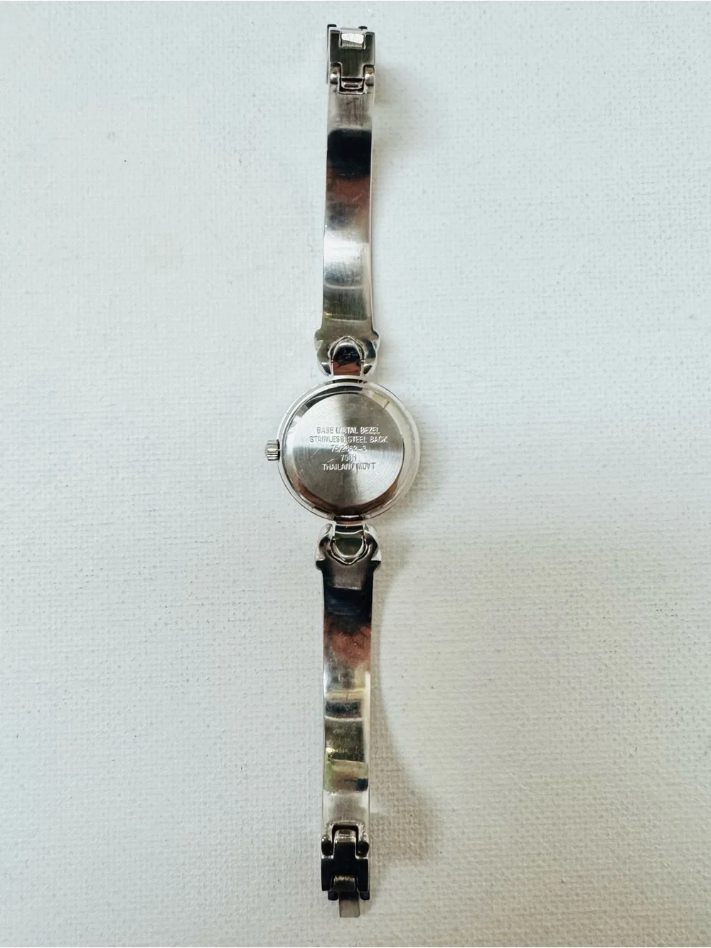 Vintage Armitron Mother Of Pearl Women's Dress Bracelet Watch Silver 75/2362-3